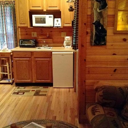 Valle Crucis Farm Room photo
